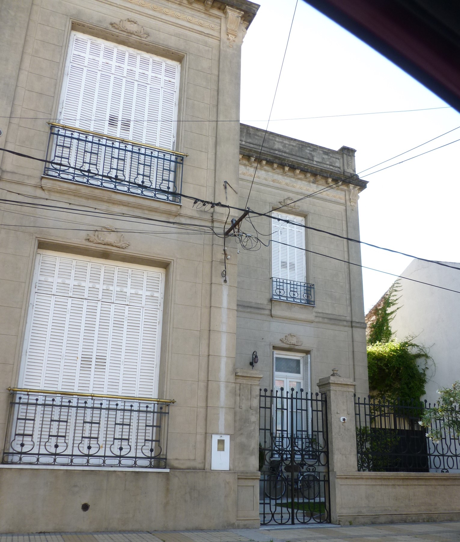 ERAUSQUIN Nº 25