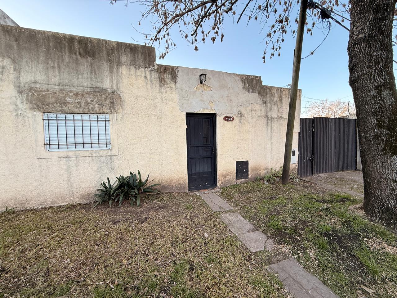BARRIO SANTA TERESITA - A METROS COLEGIO DON BOSCO!